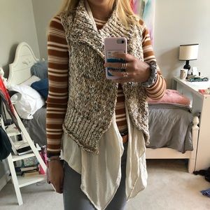 ⭐️ (3 for $30) Sleeveless sweater